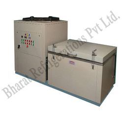 क्रियोगेनिक फ्रीज़र