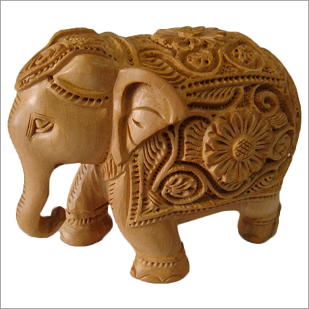 लकड़ी का हाथी मूर्ति