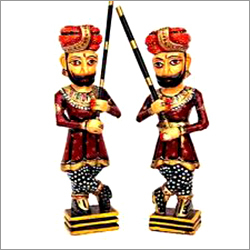 लकड़ी का खिलौना सैनिक