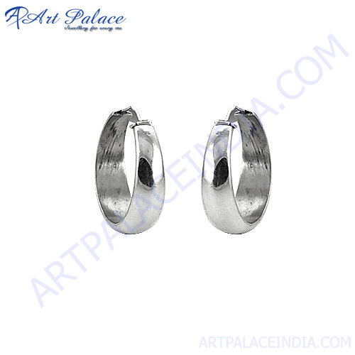 925 स्टर्लिंग सादा डिजाइन चांदी की बाली