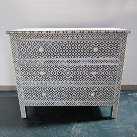 Inlay 3 Drawer Chest Black ground