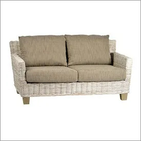 बुना हुआ विकर लव सीट