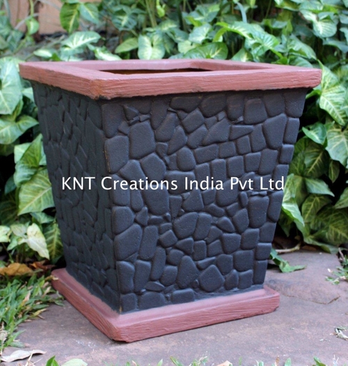 PL030 Pebble Planter 4