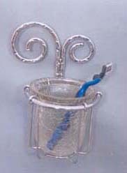 टूथ ब्रश होल्डर