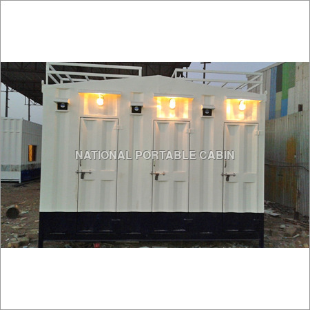 टॉयलेट के साथ बंक हाउस