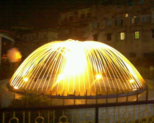 Lighting Water Fountain - Color: Yellow And Golden
