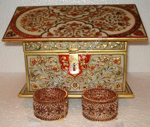 सफेद संगमरमर की हस्तकला