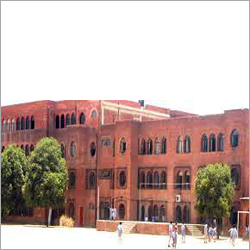 कॉलेज सुरक्षा सेवाएँ