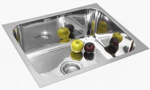 सिंगल बाउल सिंक का आकार: 22" x 18"