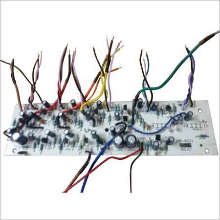 इलेक्ट्रॉनिक वस्तुओं का असेंबलिंग