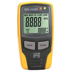 Low Cost Humidity & Temperature Data Logger