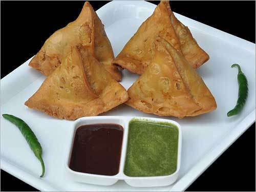 ताज़ा समोसा