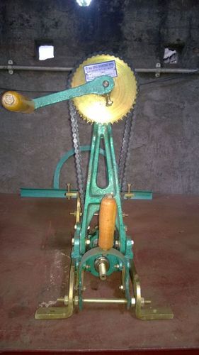 रेलवे ट्रैक ड्रिल मशीन