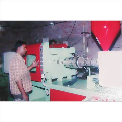 Rubber Injection Moulding Machines - Steel, Variable Size, Electric Power | Durable, Efficient, Precise, High Output, Reliable
