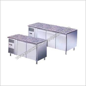 मार्बल टॉप अंडर काउंटर रेफ्रिजरेटर