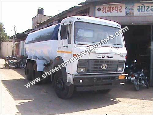  वाटर टैंकर 