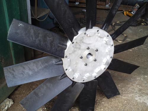 रेडिएटर फैन