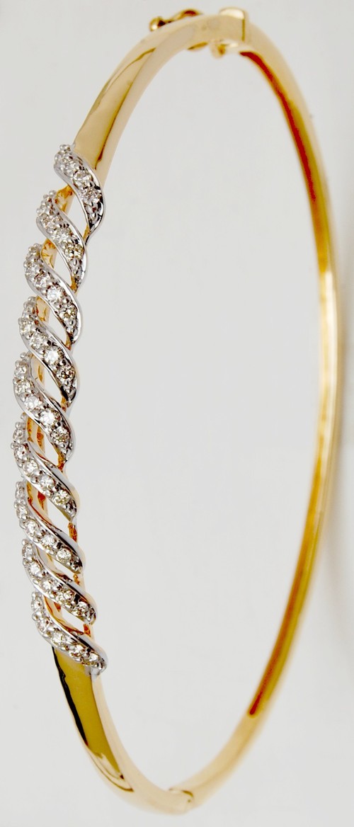 Bracelets Daily Wear Half Bangle Jewelry In Gold 