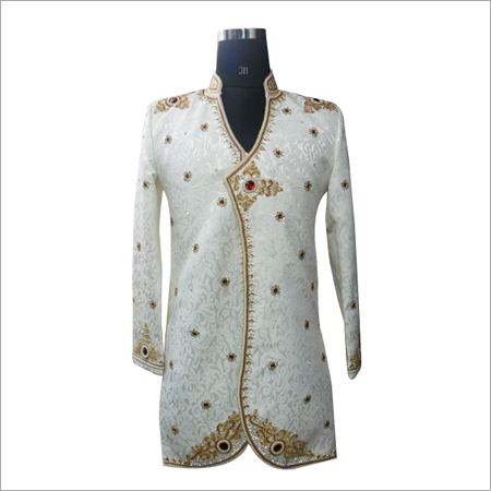 एथनिक शेरवानी