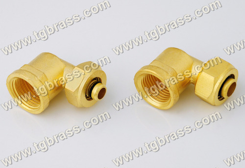 पीतल की महिला कोहनी