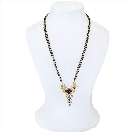 काली मोती वाली मंगलसूत्र चेन