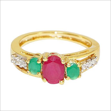 रूबी स्टड्स रिंग