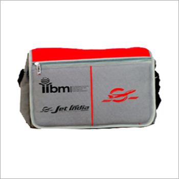 कस्टमाइज्ड बैग्स