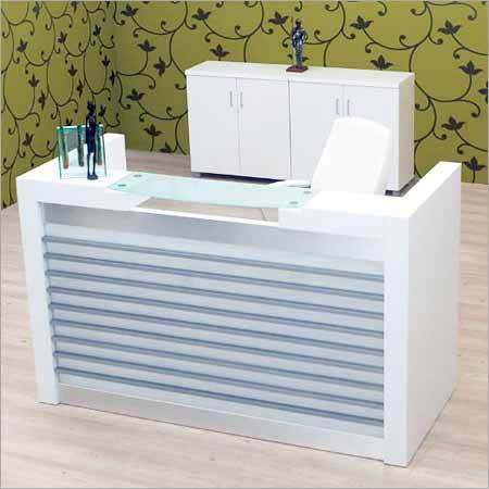 ऑफिस स्वागत डेस्क