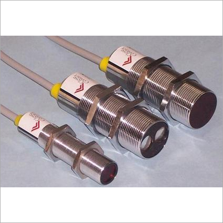 बीम प्रॉक्सिमिटी स्विच के माध्यम से