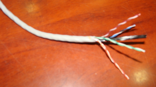 सटीक नेटवर्किंग केबल्स