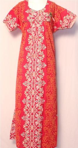 महिलाओं के लिए कपास की रात की ड्रेस