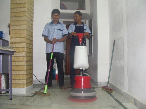 आवासीय घरेलू सफाई सेवाएँ