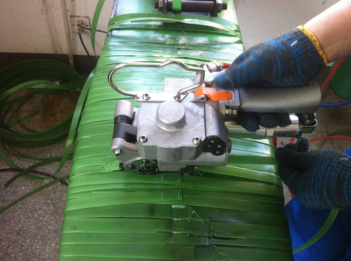 Polyester Pet Strap - Pet Material, 12-32 Mm Width, 0.6-1.27 Mm Thickness, Green/black/blue Color | High Tensile Strength, Shock Resistant, Non-toxic