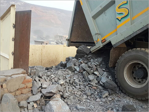 स्टोन एग्रीगेट्स लंप्स