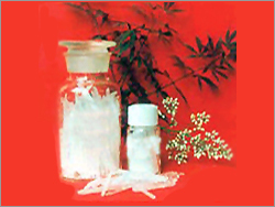 मेंथॉल क्रिस्टल