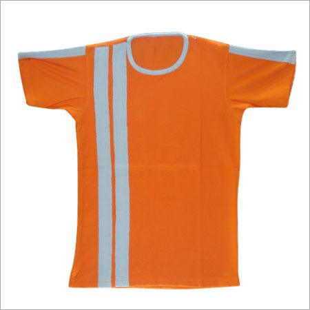 पुरुषों का टी-शर्ट