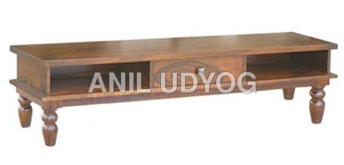 लकड़ी का टीवी कैबिनेट