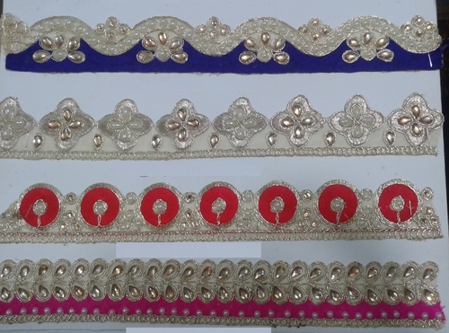 मखमली जरी लेस