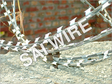 Security Concertina Coils - Galvanized Steel, Variable Diameter, Zinc Coating | High Security, Durable, Easy Installation, Effective Deterrent