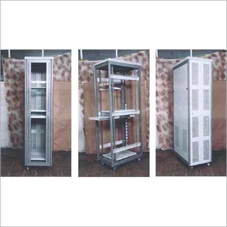 नेटवर्किंग रैक