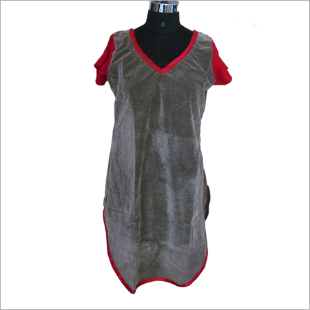 पारंपरिक महिलाओं की कुर्तियाँ