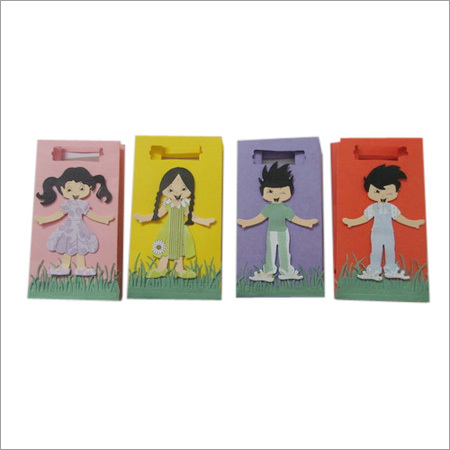 पेपर गिफ्ट बैग्स