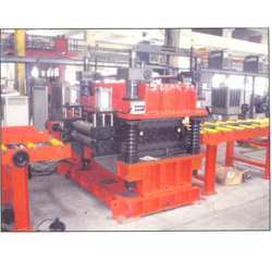 प्लेट स्ट्रेटनिंग मशीन - PRAGMACON INDIA