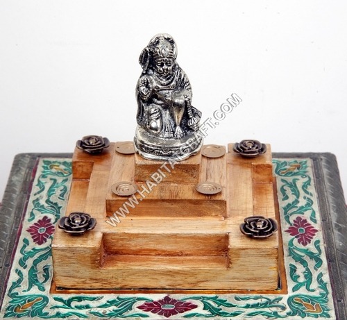 हैंडक्राफ्टेड भारतीय मंदिर