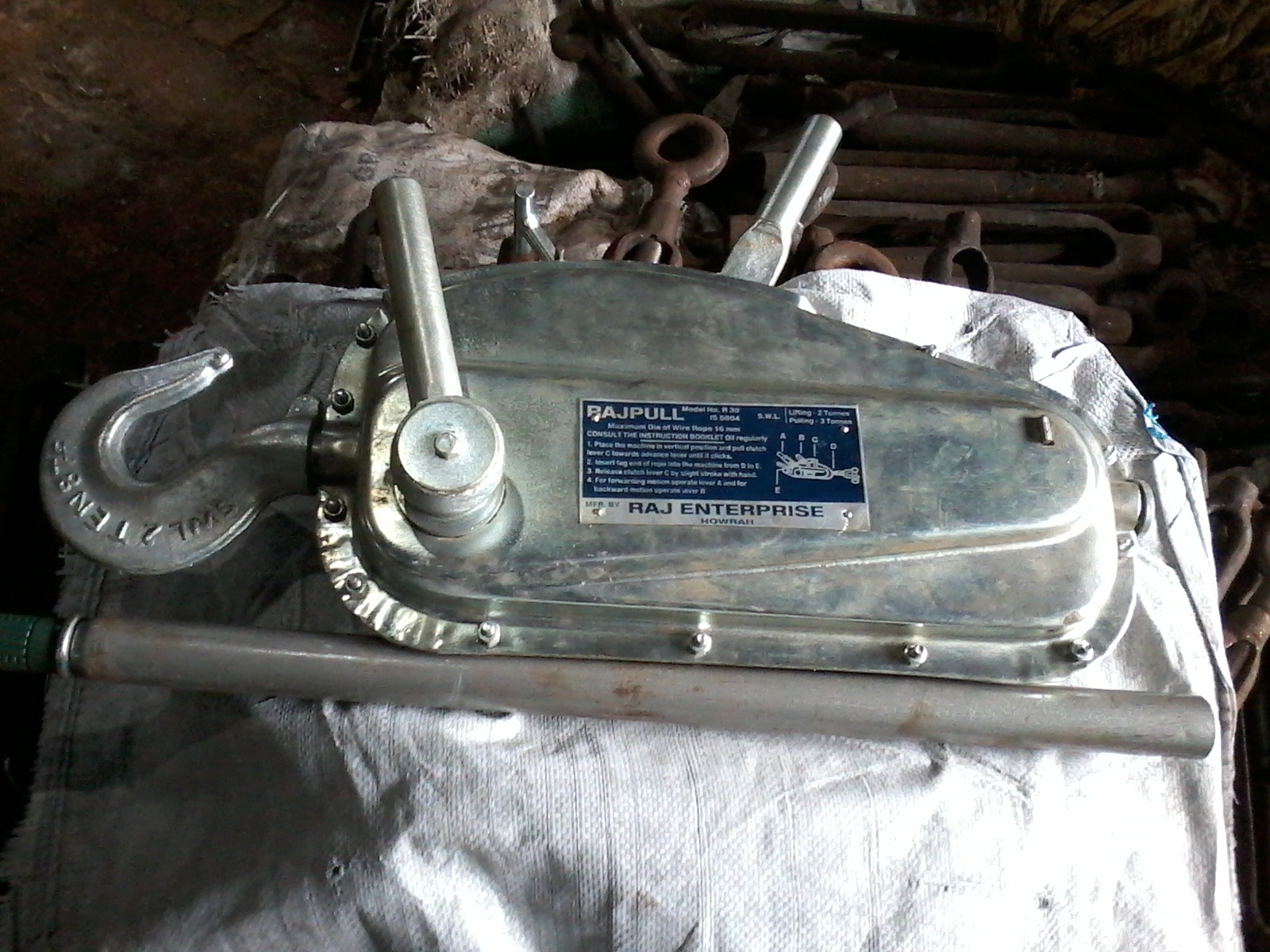 Pulling Lifting Machine