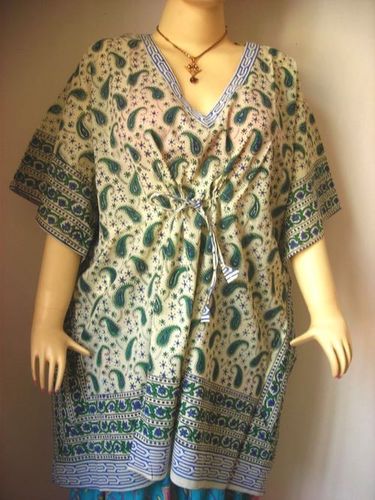 पैस्ले ग्रीन पैटर्न कॉटन फैब्रिक