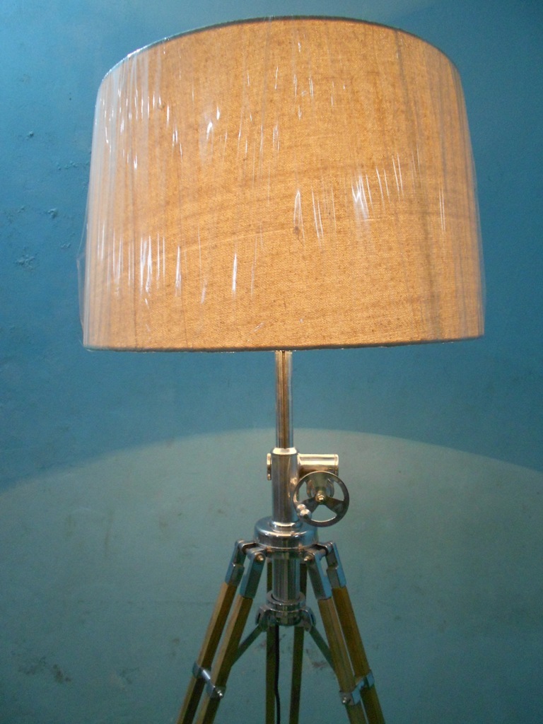 Home Decorative Tripod Floor Lamp