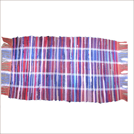 धारीदार कालीन