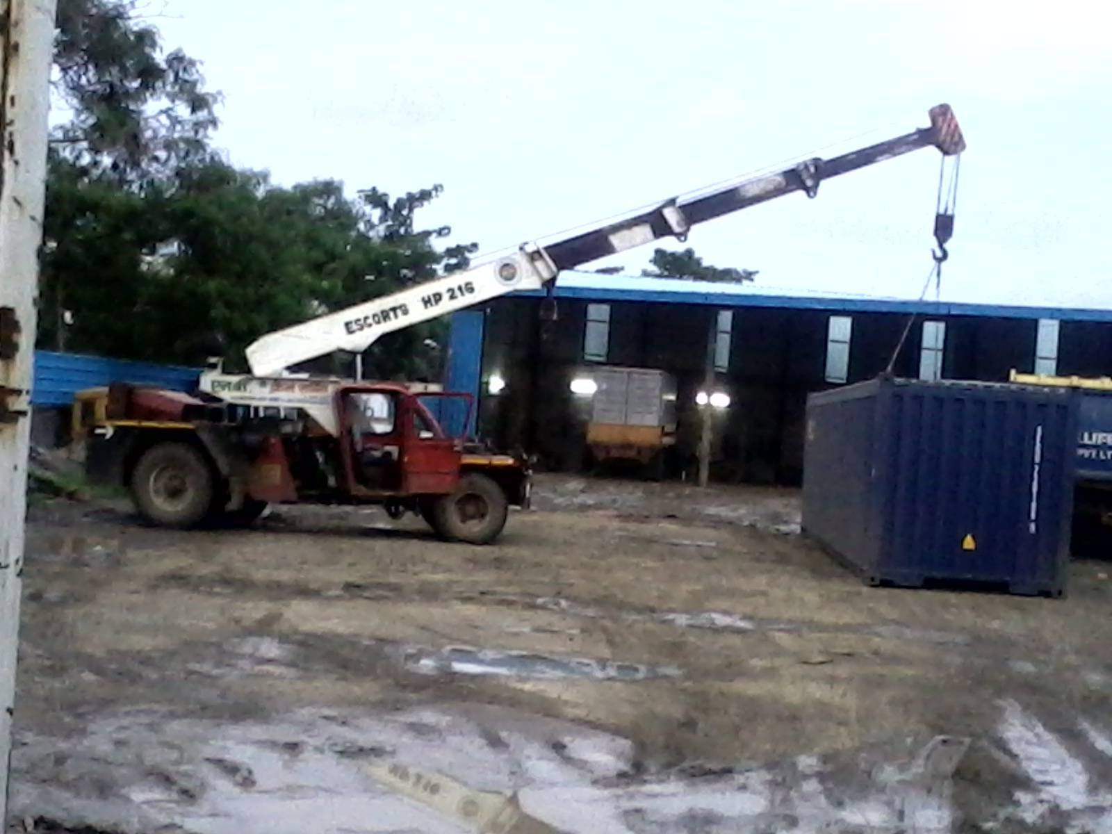 Crane Hiring Services - Versatile Reliable Heavy-duty Lifting Solutions | Ideal For Construction And Industrial Projects Expert Operators