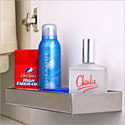 अलमारी ट्रे